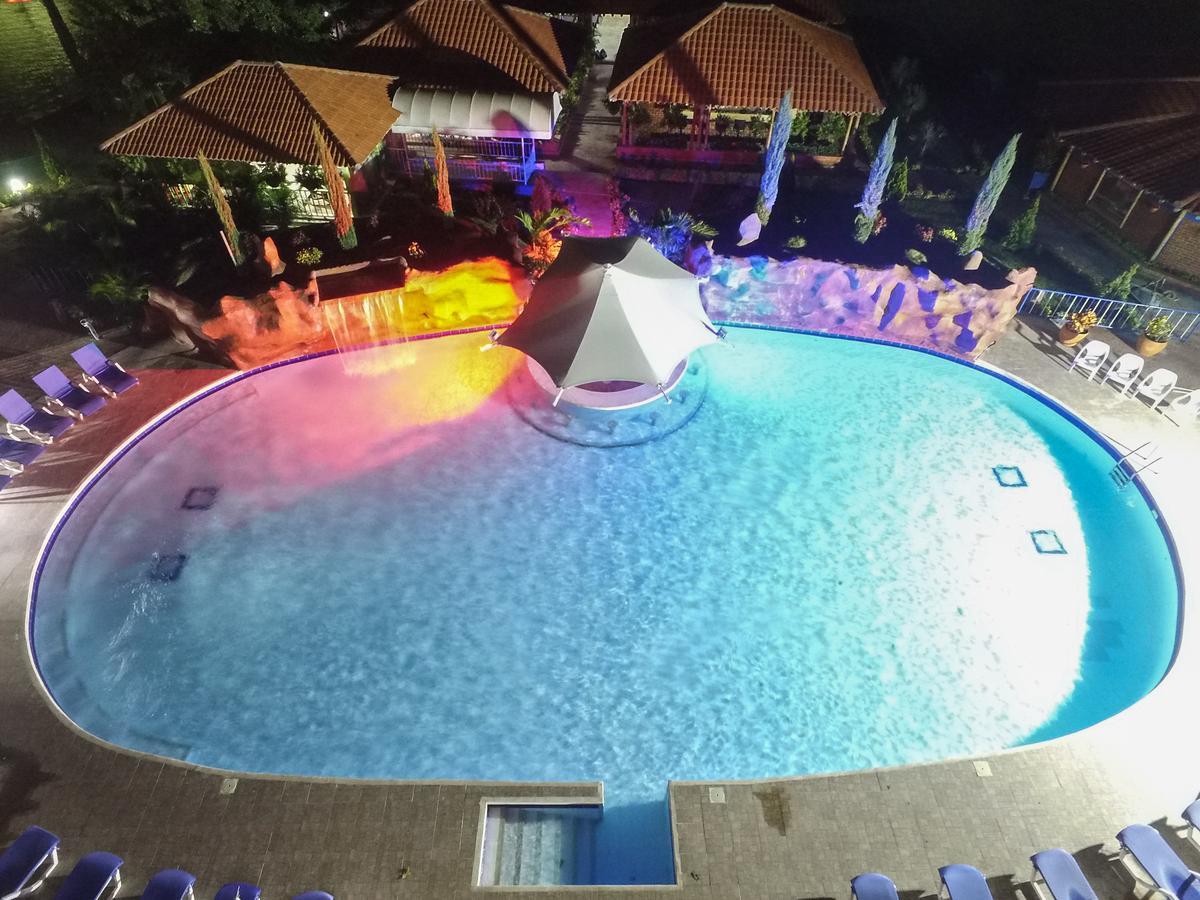 Hotel Campestre Tardes Calenas Yumbo Exterior foto